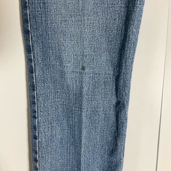 Levi’s Strauss Mid-Rise Straight Leg Misses 8 Short five pocket jeans Size 8. - Picture 13 of 15